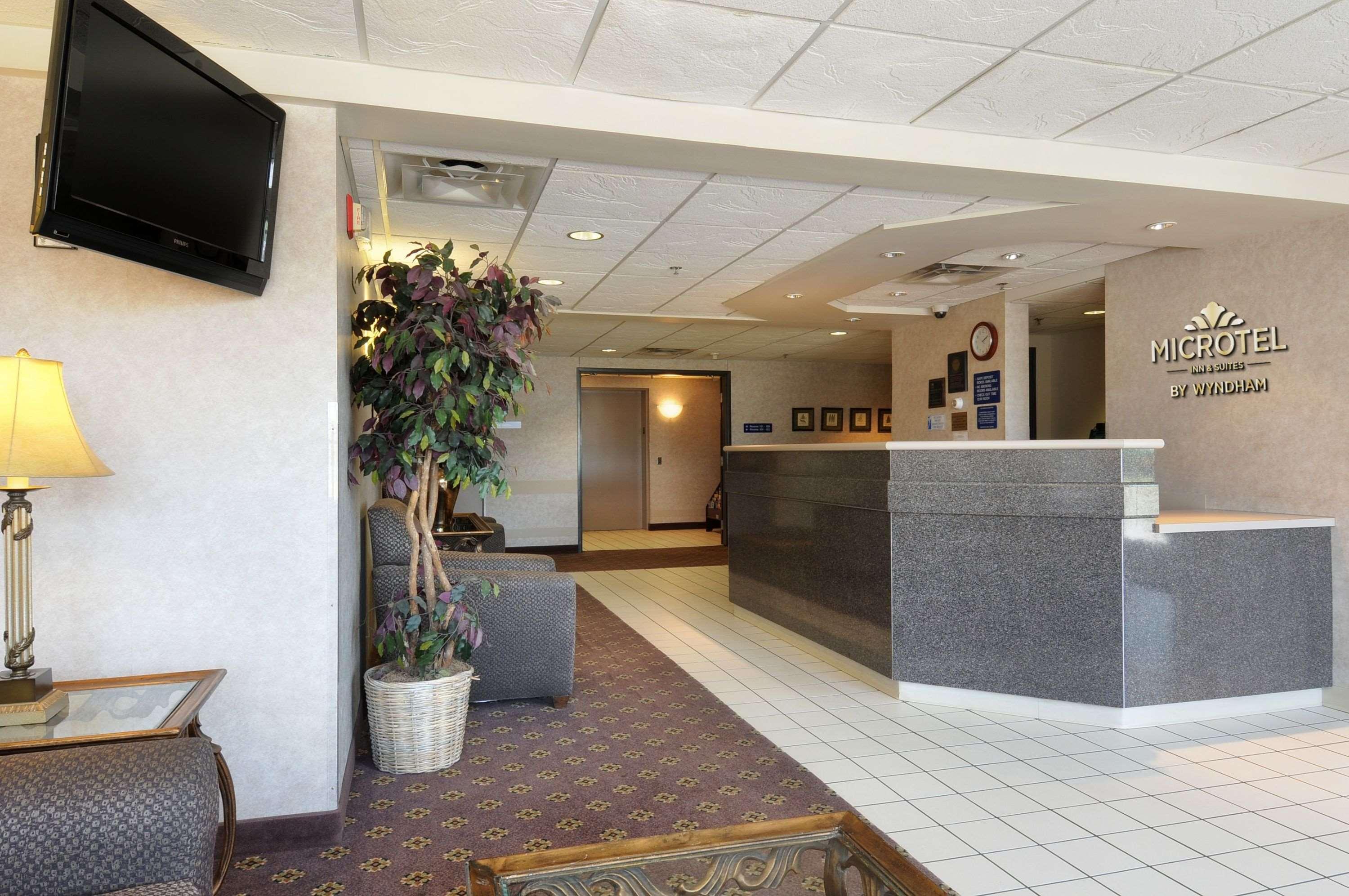 Microtel Inn & Suites By Wyndham Bloomington Msp Airport Інтер'єр фото