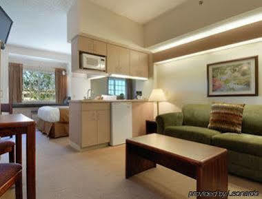 Microtel Inn & Suites By Wyndham Bloomington Msp Airport Екстер'єр фото